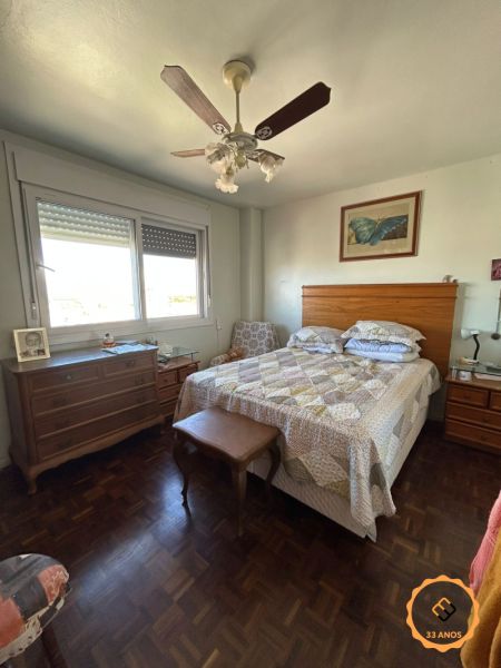 Apartamento com 3 quartos, 2 banheiros e 156m² à venda no bairro Centro, Pelotas