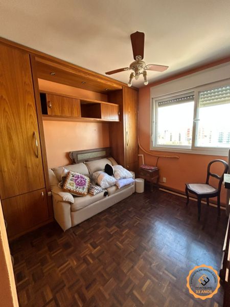 Apartamento com 3 quartos, 2 banheiros e 156m² à venda no bairro Centro, Pelotas