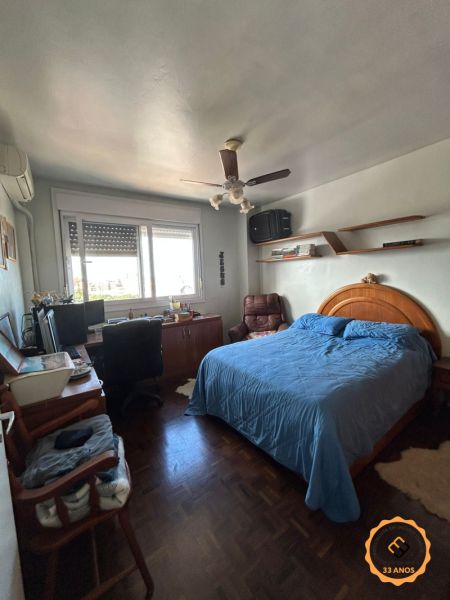 Apartamento com 3 quartos, 2 banheiros e 156m² à venda no bairro Centro, Pelotas