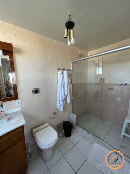 Apartamento com 3 quartos, 2 banheiros e 156m² à venda no bairro Centro, Pelotas