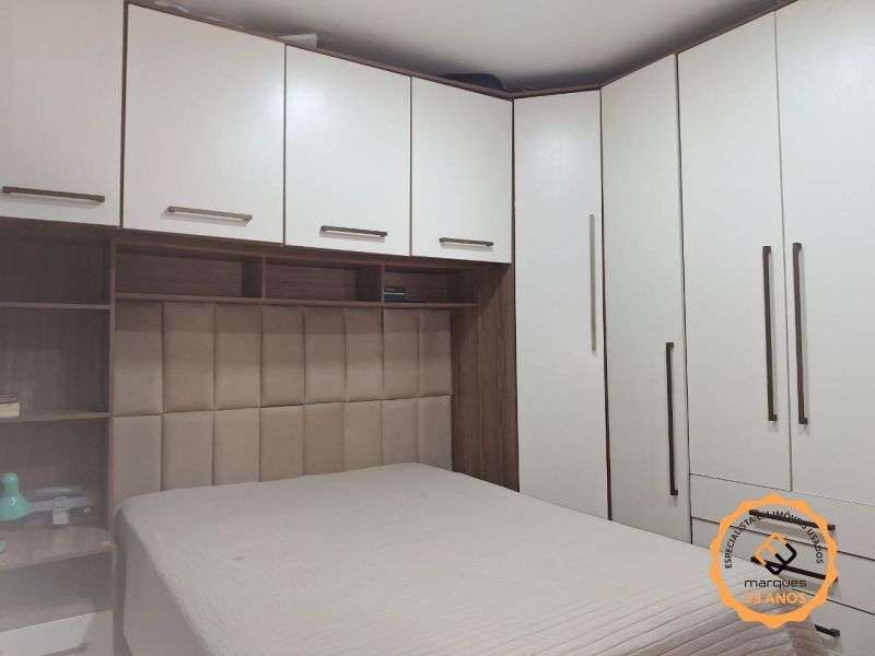 Casa com 3 quartos, 2 banheiros e 120m² à venda no bairro Três Vendas, Pelotas