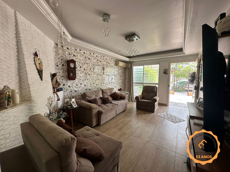 Casa com 3 quartos, 3 banheiros e 205m² à venda no bairro Areal, Pelotas