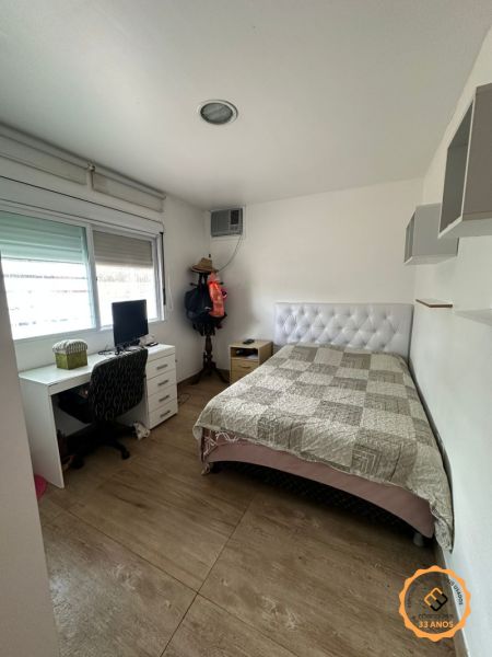 Casa com 3 quartos, 3 banheiros e 205m² à venda no bairro Areal, Pelotas