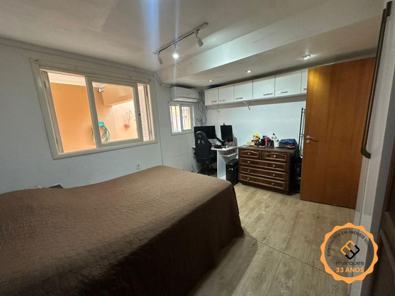 Casa com 3 quartos, 3 banheiros e 205m² à venda no bairro Areal, Pelotas