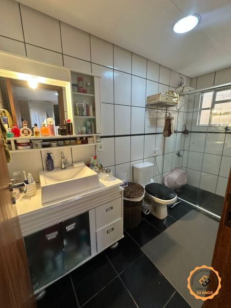 Casa com 3 quartos, 3 banheiros e 205m² à venda no bairro Areal, Pelotas