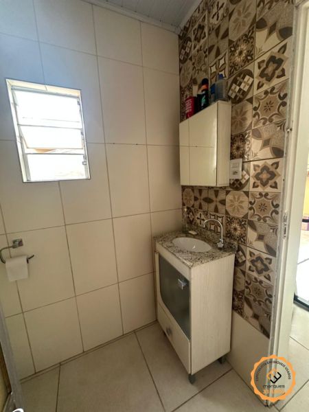 Casa com 3 quartos, 3 banheiros e 205m² à venda no bairro Areal, Pelotas