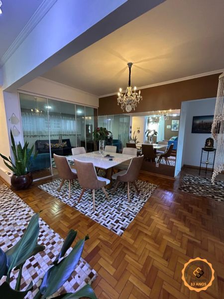 Apartamento com 3 quartos, 2 banheiros e 97m² à venda no bairro Centro, Pelotas