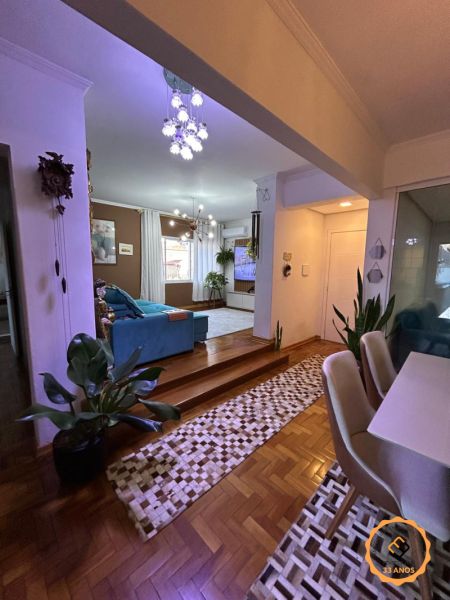 Apartamento com 3 quartos, 2 banheiros e 97m² à venda no bairro Centro, Pelotas