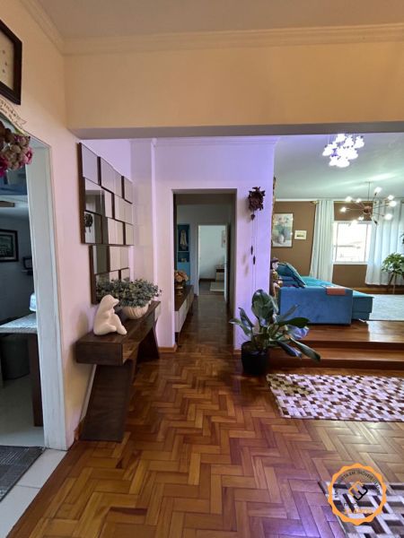 Apartamento com 3 quartos, 2 banheiros e 97m² à venda no bairro Centro, Pelotas