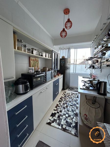 Apartamento com 3 quartos, 2 banheiros e 97m² à venda no bairro Centro, Pelotas