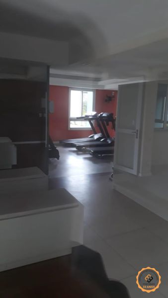 Apartamento com 2 quartos, 1 banheiro e 73m² à venda no bairro Areal, Pelotas