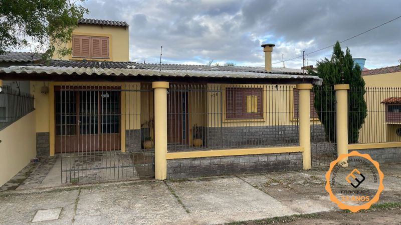 Casa com 5 quartos, 2 banheiros e 250m² à venda no bairro Areal, Pelotas