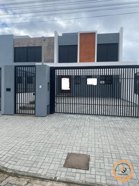 Casa com 3 quartos, 1 banheiro e 145m² à venda no bairro Três Vendas, Pelotas