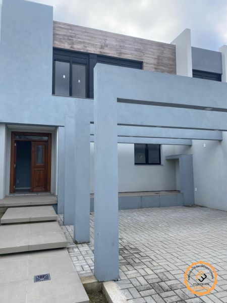Casa com 3 quartos, 1 banheiro e 145m² à venda no bairro Três Vendas, Pelotas