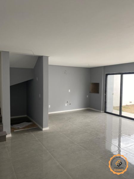 Casa com 3 quartos, 1 banheiro e 145m² à venda no bairro Três Vendas, Pelotas