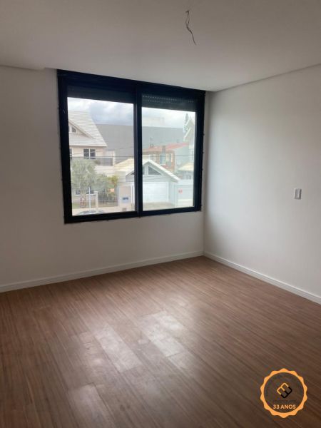 Casa com 3 quartos, 1 banheiro e 145m² à venda no bairro Três Vendas, Pelotas