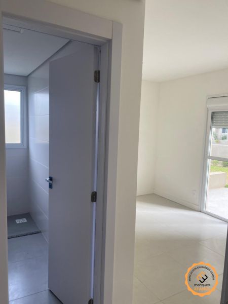 Apartamento com 3 quartos, 1 banheiro e 74m² à venda no bairro Areal, Pelotas