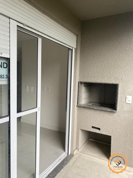 Apartamento com 3 quartos, 1 banheiro e 74m² à venda no bairro Areal, Pelotas