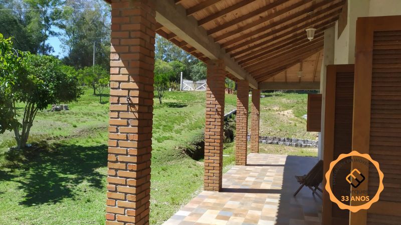 Sítio com 2 quartos, 2 banheiros e 16900m² à venda no bairro Colônia, Pelotas