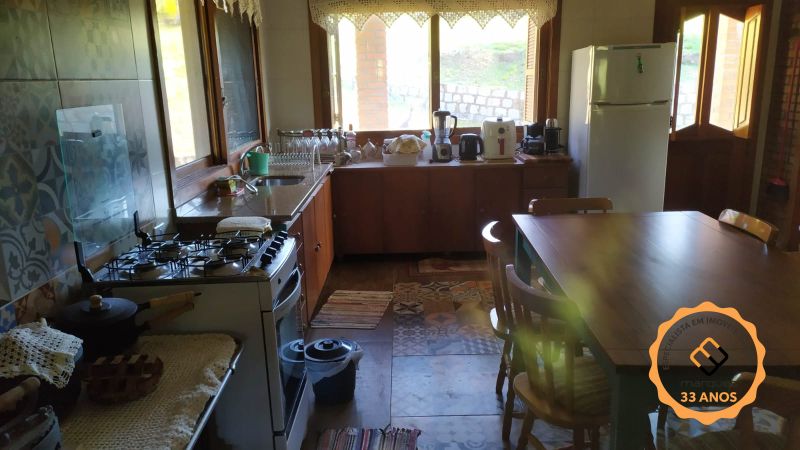 Sítio com 2 quartos, 2 banheiros e 16900m² à venda no bairro Colônia, Pelotas