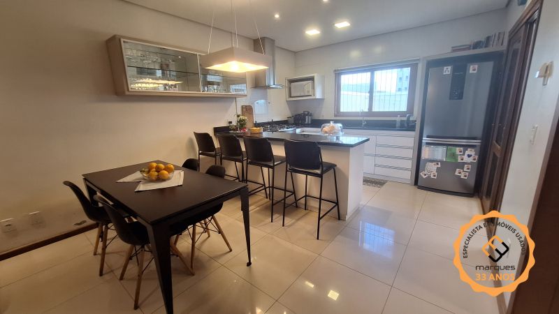 Casa com 2 quartos, 1 banheiro e 95m² à venda no bairro Areal, Pelotas