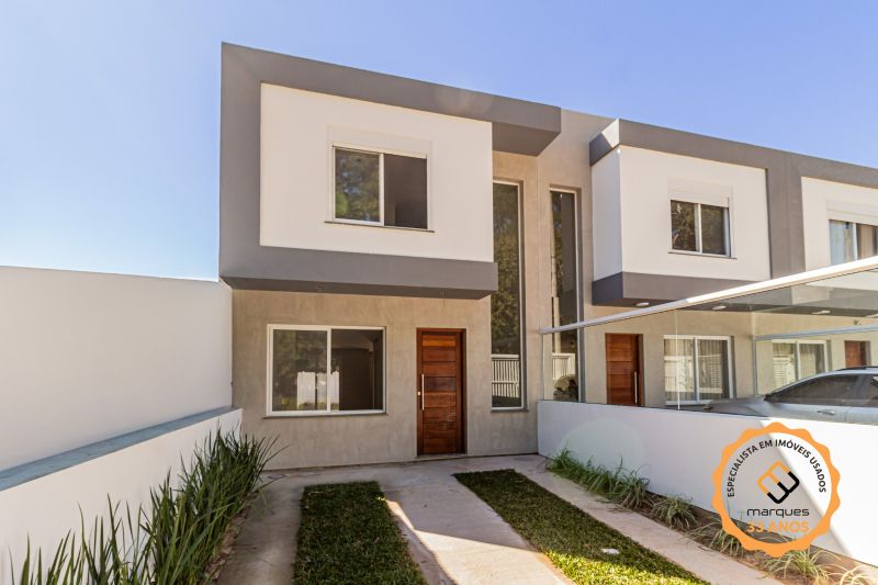 Casa com 3 quartos, 2 banheiros e 115m² à venda no bairro Laranjal, Pelotas