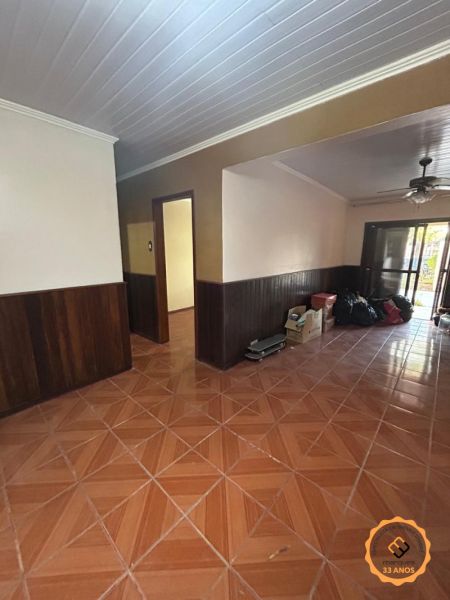 Casa com 3 quartos, 1 banheiro e 169m² à venda no bairro Laranjal, Pelotas
