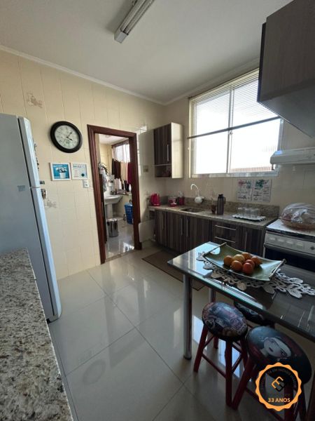 Apartamento com 3 quartos, 2 banheiros e 116m² à venda no bairro Centro, Pelotas