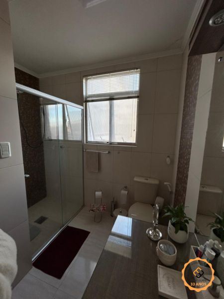 Apartamento com 3 quartos, 2 banheiros e 116m² à venda no bairro Centro, Pelotas