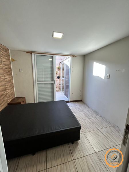 Casa com 3 quartos, 1 banheiro e 60m² à venda no bairro Três Vendas, Pelotas