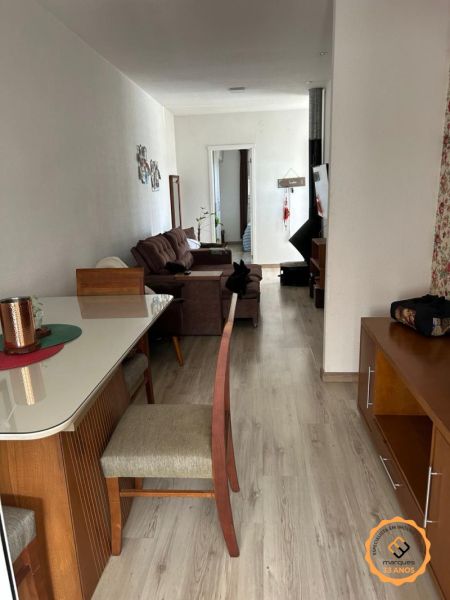 Casa com 2 quartos, 2 banheiros e 52m² à venda no bairro Três Vendas, Pelotas