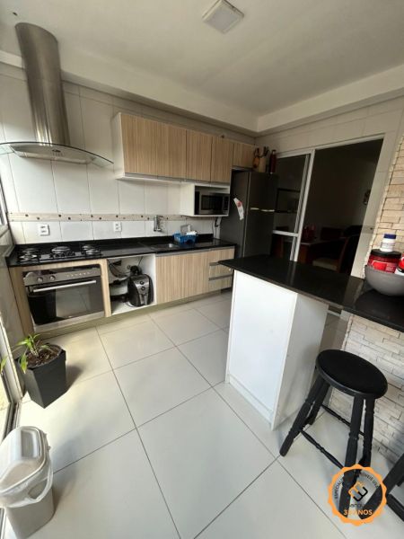 Casa com 2 quartos, 2 banheiros e 52m² à venda no bairro Três Vendas, Pelotas