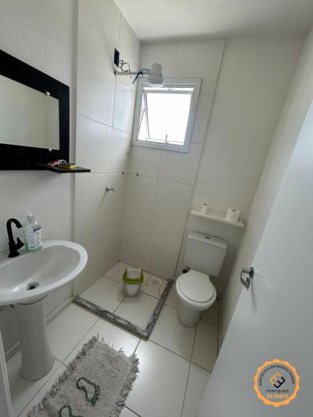 Casa com 2 quartos, 2 banheiros e 52m² à venda no bairro Três Vendas, Pelotas