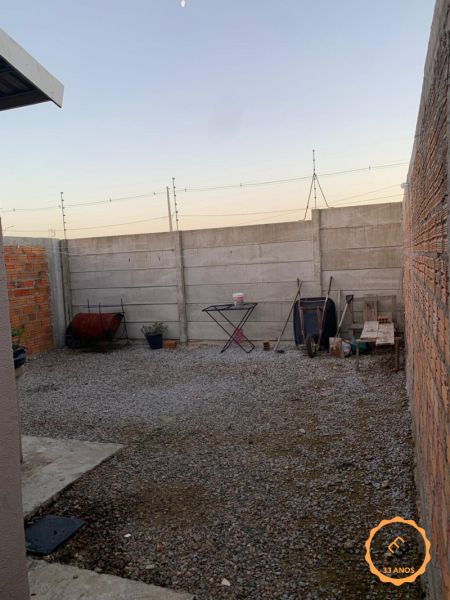 Casa com 2 quartos, 1 banheiro e 44m² à venda no bairro Três Vendas, Pelotas