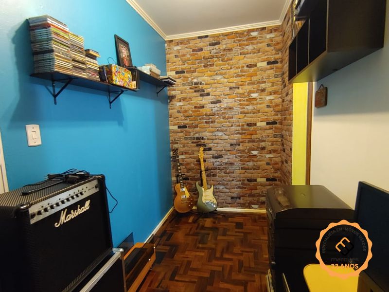 Apartamento com 3 quartos, 2 banheiros e 80m² à venda no bairro Centro, Pelotas