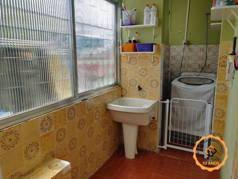 Apartamento com 3 quartos, 2 banheiros e 80m² à venda no bairro Centro, Pelotas