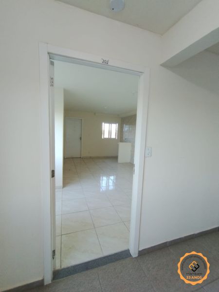 Apartamento com 2 quartos, 1 banheiro e 50m² à venda no bairro Sítio Floresta, Pelotas