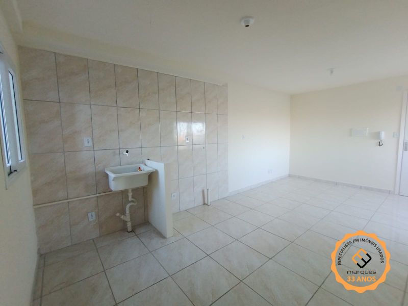 Apartamento com 2 quartos, 1 banheiro e 50m² à venda no bairro Sítio Floresta, Pelotas