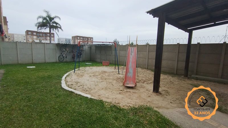 Apartamento com 2 quartos, 1 banheiro e 50m² à venda no bairro Sítio Floresta, Pelotas