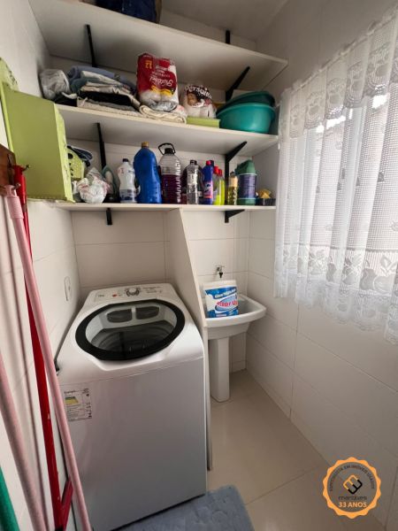 Sobrado com 3 quartos, 3 banheiros e 180m² à venda no bairro Areal, Pelotas