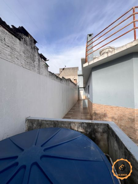 Sobrado com 3 quartos, 3 banheiros e 180m² à venda no bairro Areal, Pelotas