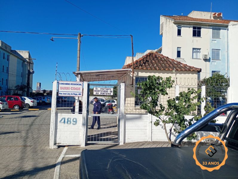 Apartamento com 2 quartos, 1 banheiro e 43m² à venda no bairro Fragata, Pelotas