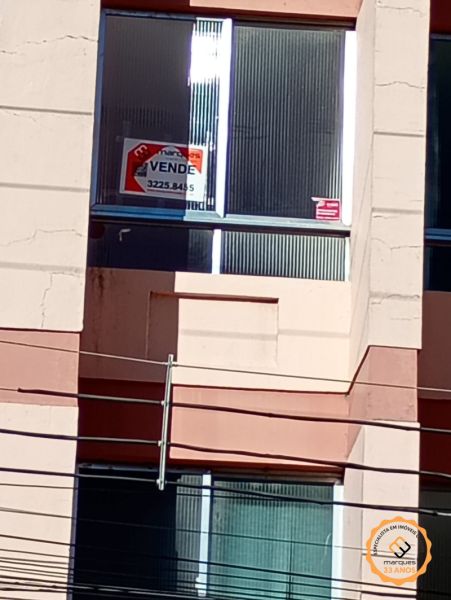 Sala com 1 quarto, 1 banheiro e 21m² à venda no bairro Centro, Pelotas