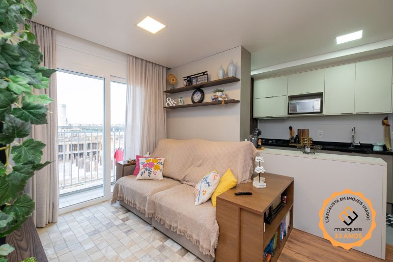 Apartamento com 2 quartos, 1 banheiro e 70m² à venda no bairro Três Vendas, Pelotas