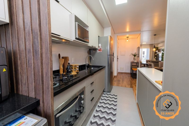 Apartamento com 2 quartos, 1 banheiro e 70m² à venda no bairro Três Vendas, Pelotas