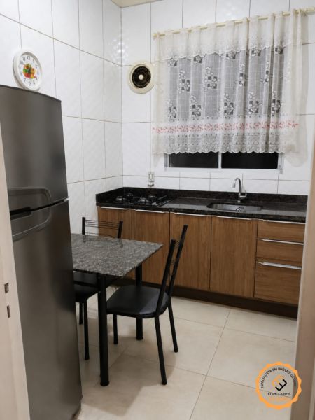 Apartamento com 2 quartos, 2 banheiros e 77m² à venda no bairro Centro, Pelotas