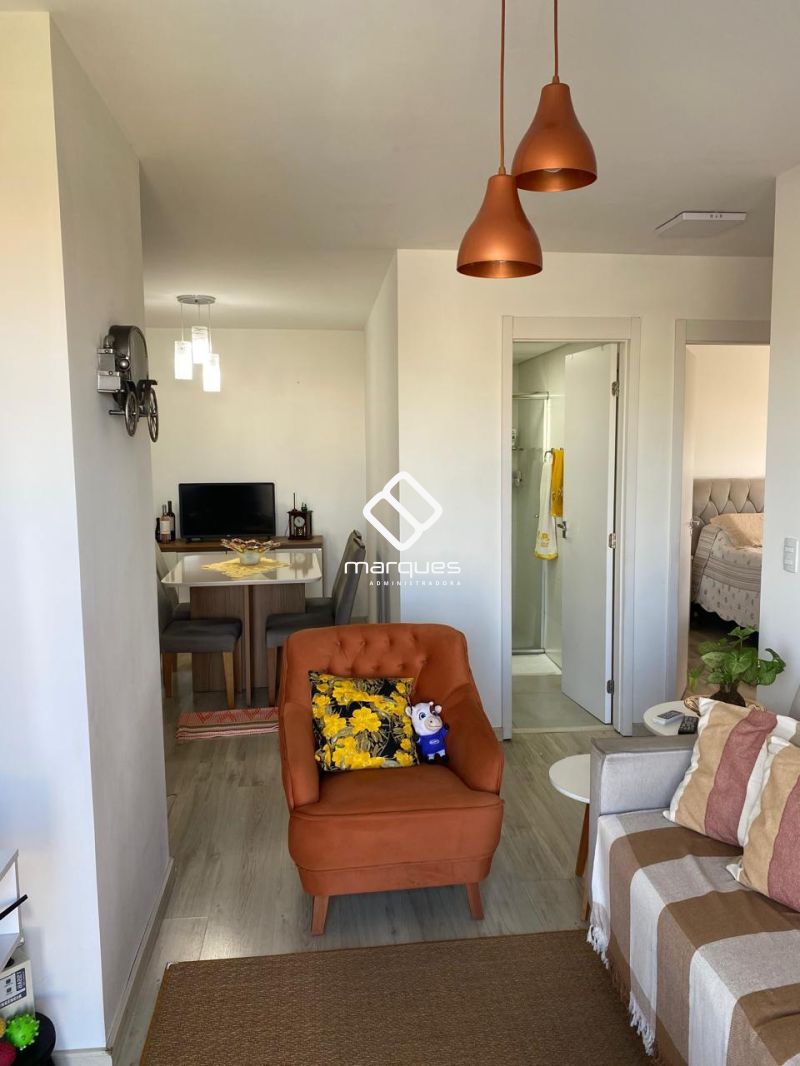 Apartamento com 2 quartos, 1 banheiro e 62m² à venda no bairro Três Vendas, Pelotas