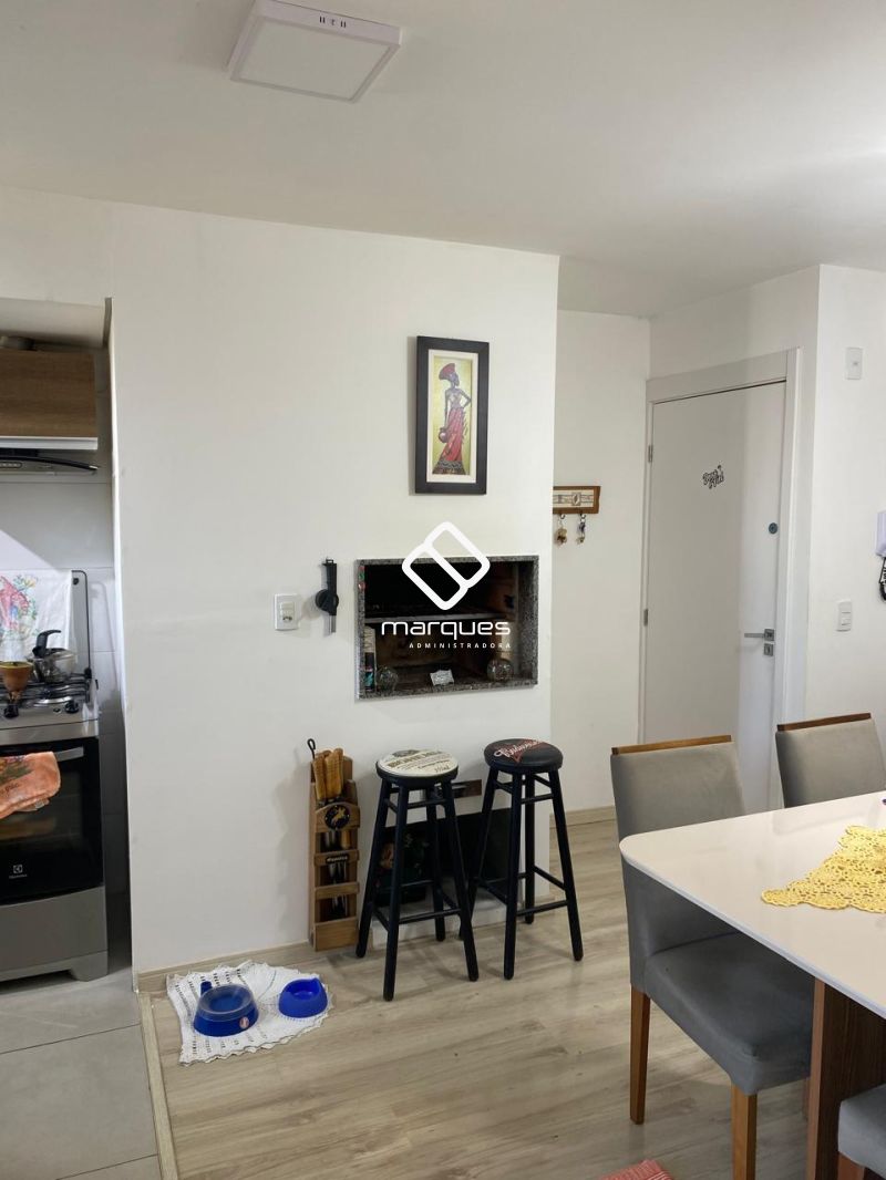 Apartamento com 2 quartos, 1 banheiro e 62m² à venda no bairro Três Vendas, Pelotas