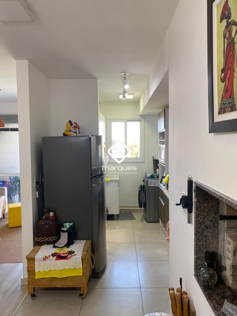 Apartamento com 2 quartos, 1 banheiro e 62m² à venda no bairro Três Vendas, Pelotas