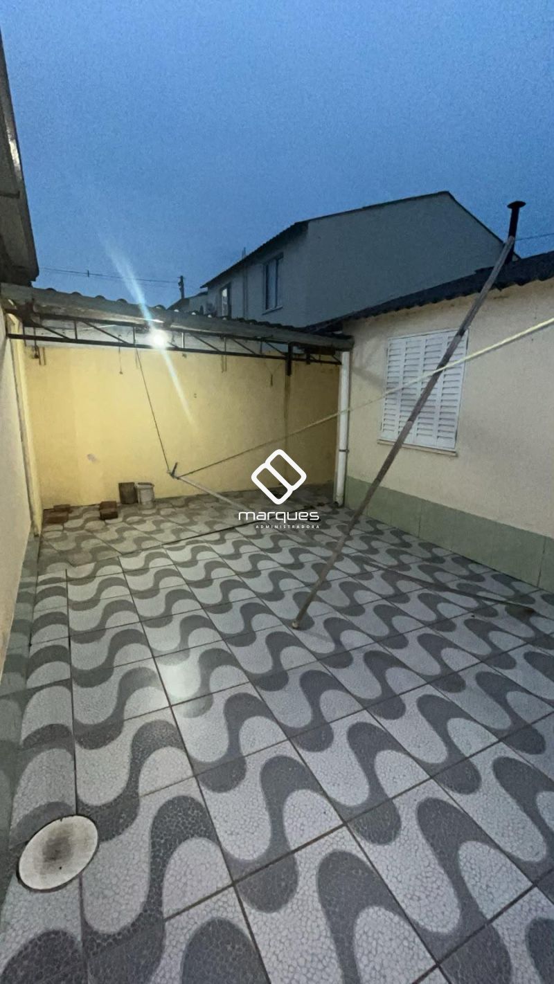 Casa com 2 quartos, 1 banheiro e 68m² à venda no bairro Fragata, Pelotas